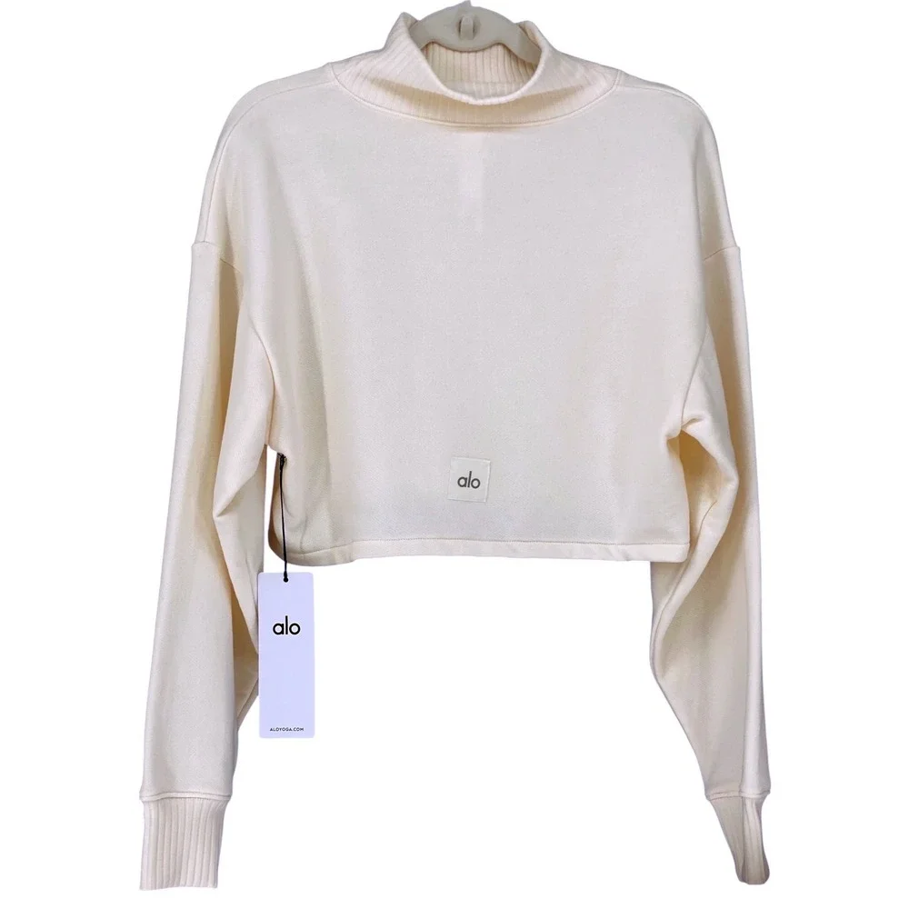 ALO Yoga cropped serenity